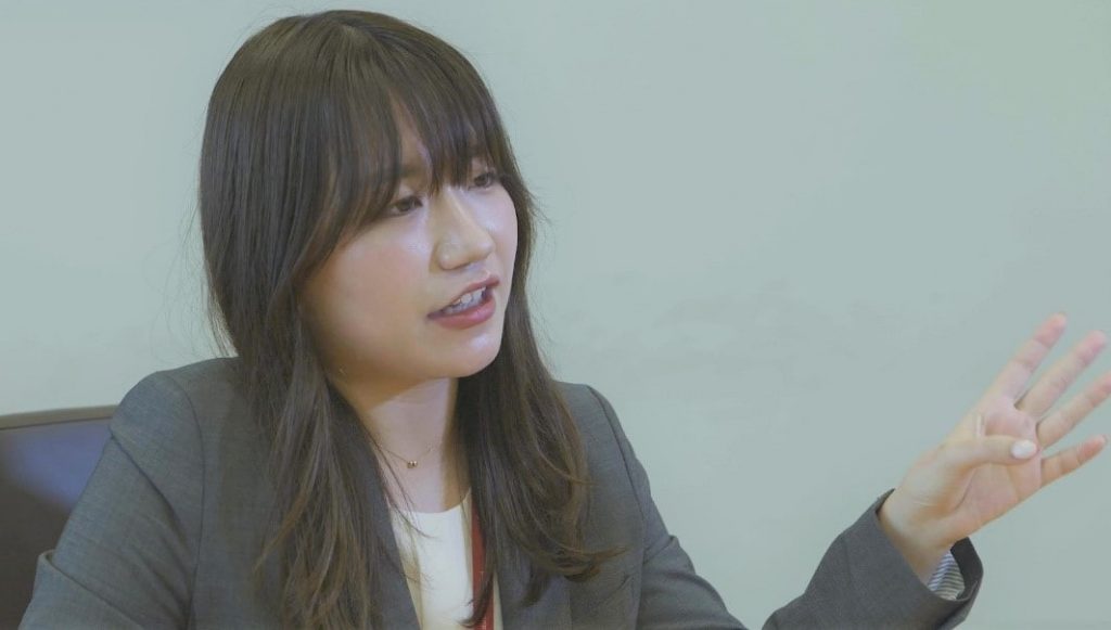 法人営業第4部アライアンスグループ 井上千聖さん