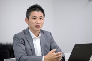 人事部人財・組織開発室人財・組織開発2課長の都築 浩一郎さん